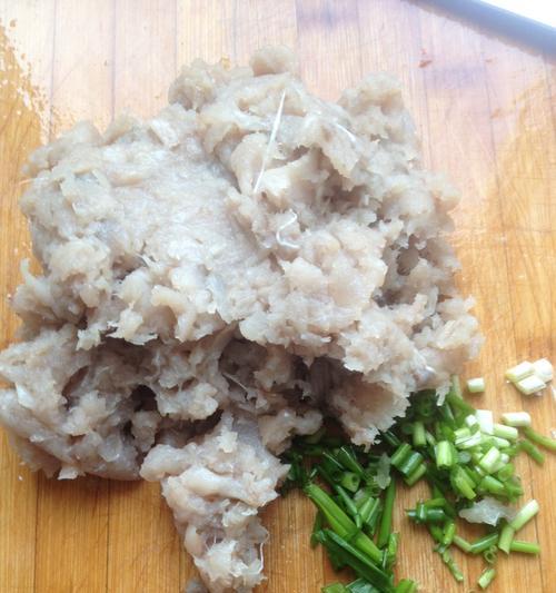 鲅鱼丸子的做法是什么？如何在家轻松制作美味的鲅鱼丸子？