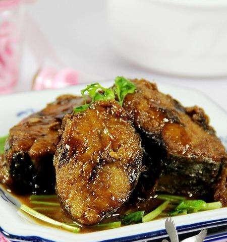 鲅鱼粉丝怎么做？详细步骤和技巧有哪些？