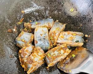 鲅鱼炖粉条怎么做？步骤和技巧有哪些？