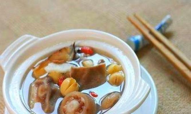巴戟杜仲猪骨汤怎么做？有哪些健康益处？