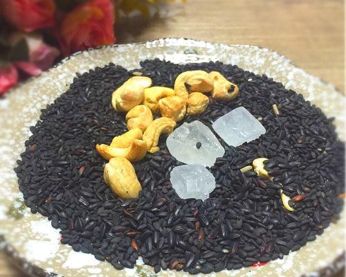 自制黑米黑芝麻糊怎么做？有哪些健康益处？
