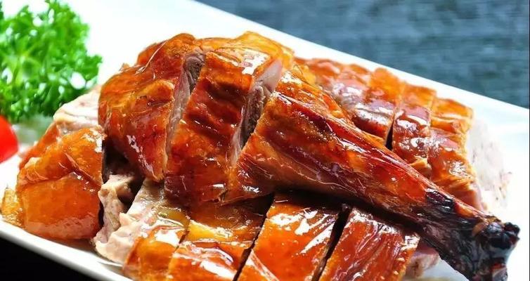 自酿桃红葡萄酒的做法是什么？需要哪些材料和步骤？