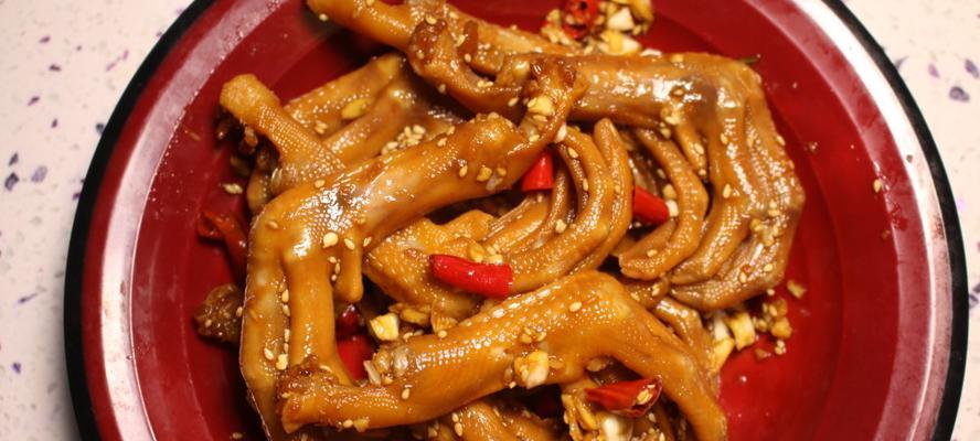 自卤鸭爪的做法是什么？如何做出美味的自卤鸭爪？