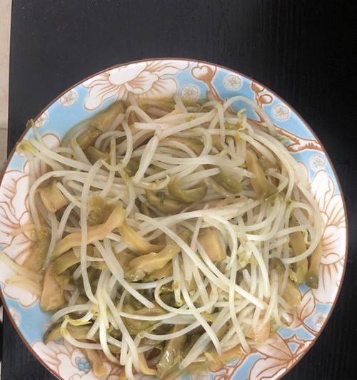 自发绿豆芽的做法是什么？如何确保芽苗健康生长？
