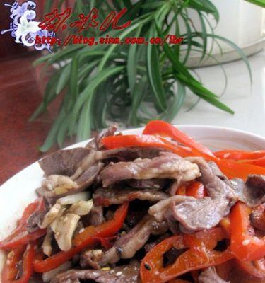 猪心炖芝麻的做法是什么？如何炖出美味的猪心芝麻汤？