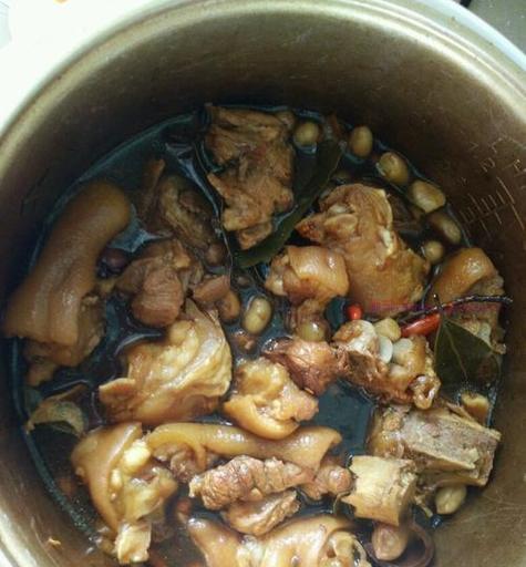 猪手眉豆汤的做法是什么？如何做出美味的猪手眉豆汤？