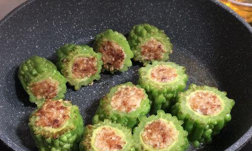 猪肉香菇酿苦瓜的做法是什么？如何让苦瓜更美味？