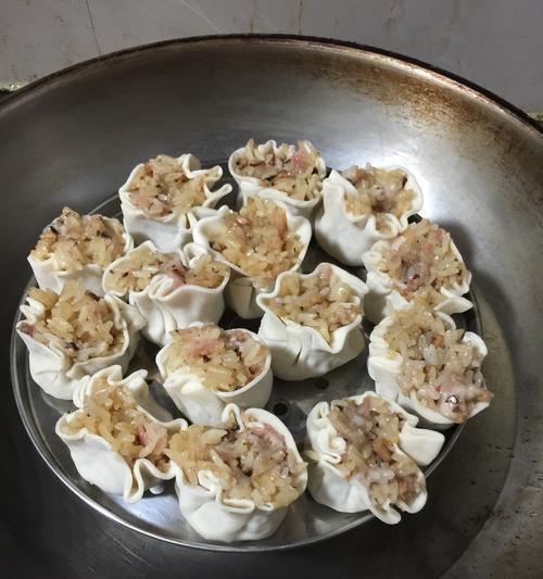 猪肉香菇饺子馅怎么做？有哪些制作技巧和常见问题解答？