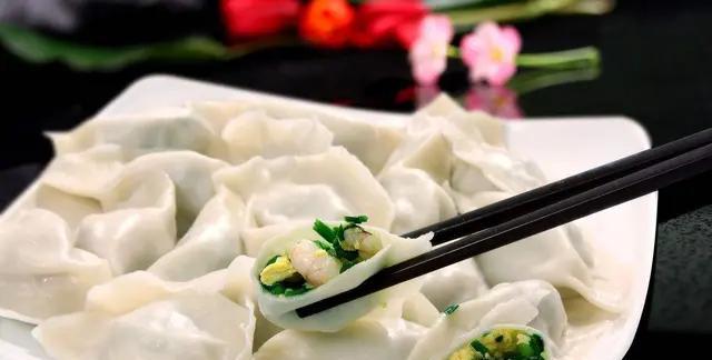猪肉虾仁白菜馅饺子怎么做？步骤和技巧有哪些？