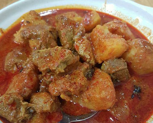 猪肉咖喱饭怎么做？步骤详解和常见问题解答？
