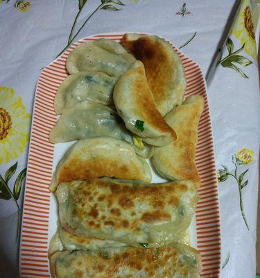 猪肉韭菜煎饺怎么做？步骤和技巧有哪些？