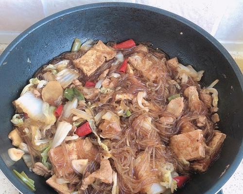 猪肉角煮炭火烧怎么做？步骤和技巧是什么？