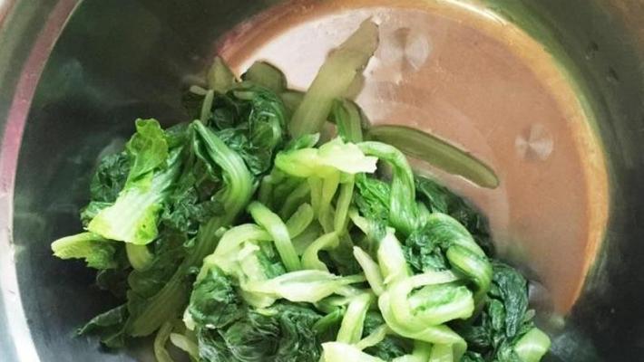 猪肉烩小白菜的做法是什么？步骤详解及常见问题解答？