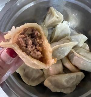 猪肉胡萝卜蒸饺怎么做？步骤详解和常见问题解答？