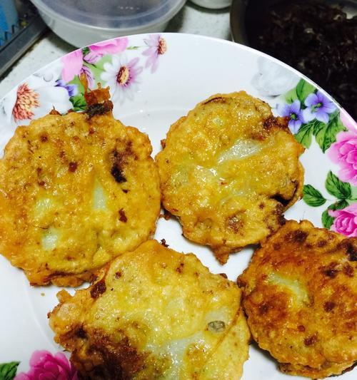 炸莲藕条的做法是什么？如何在家做出酥脆可口的炸莲藕条？