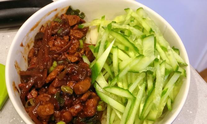 炸酱运怎么做？步骤和技巧有哪些？