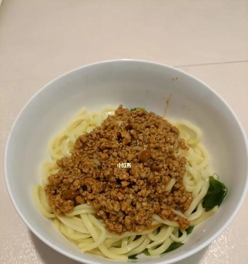 炸酱胡萝卜面怎么做？有哪些步骤和技巧？