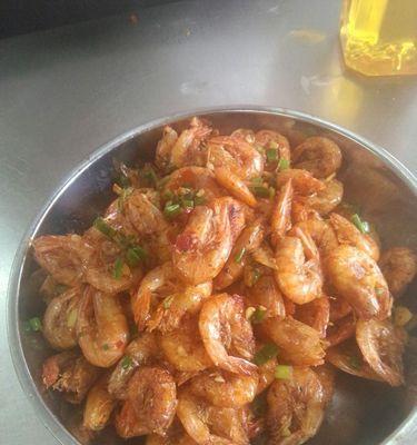 炸大虾怎么做才酥脆？家庭版炸大虾的正确步骤是什么？