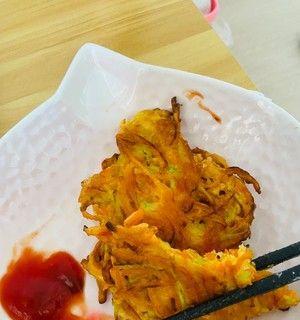 炸白萝卜肉丸子饼的做法是什么？如何制作美味的白萝卜肉丸子饼？