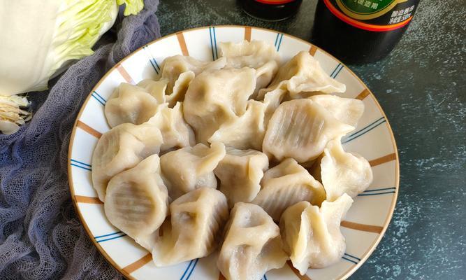 怎样煮饺子不破皮的做法？掌握这些技巧轻松解决！