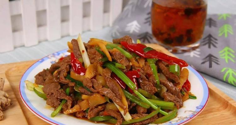 仔姜牛肉丝的做法是什么？如何快速掌握这道菜的烹饪技巧？