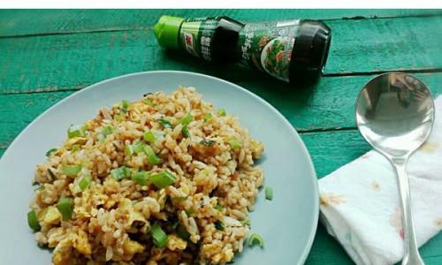 杂蔬酱油蛋炒饭怎么做？有哪些步骤和技巧？