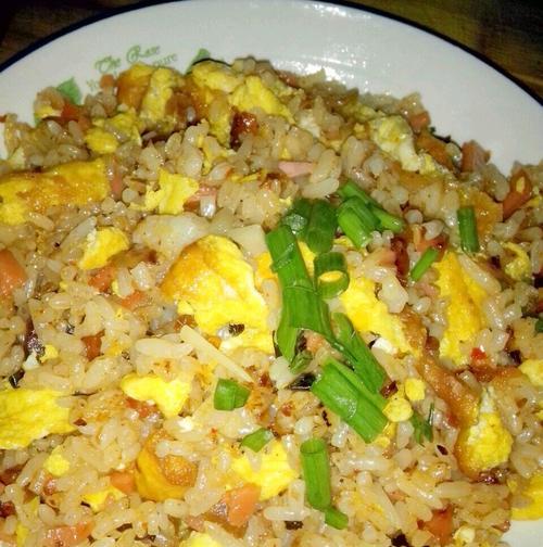 杂蔬火腿蛋炒饭怎么做？步骤和技巧有哪些？