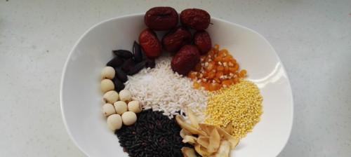 杂粮彩豆饭怎么做？有哪些健康益处？