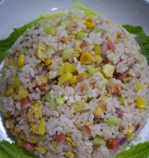 杂锦菠萝炒饭怎么做？有哪些步骤和技巧？