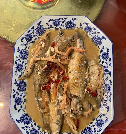 杂烩香酥小杂鱼怎么做？步骤和技巧有哪些？