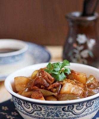 芸豆猪肉炖粉条的做法是什么？步骤详解如何做？
