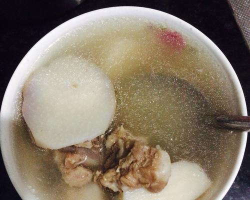 芸豆芋头炖排骨的做法是什么？步骤详解及常见问题解答？