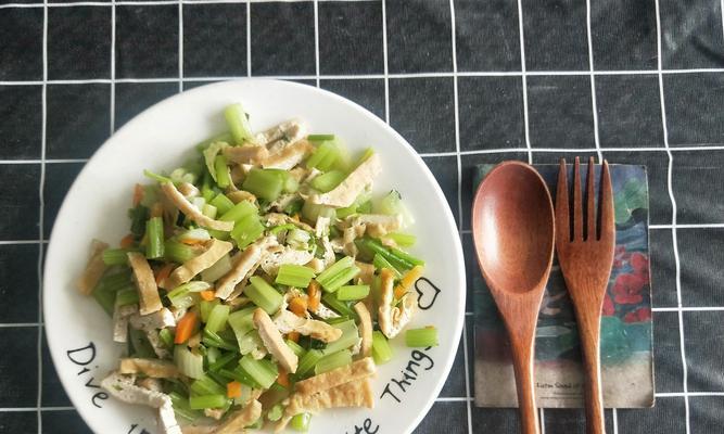 芸豆蘑菇小炒怎么做？步骤和技巧有哪些？