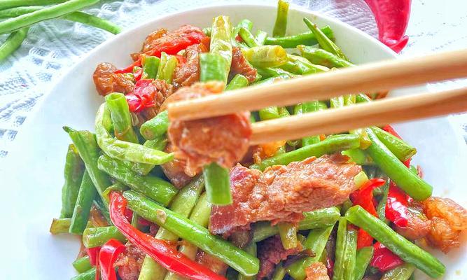 芸豆角炒肉丝怎么做？步骤和技巧有哪些？