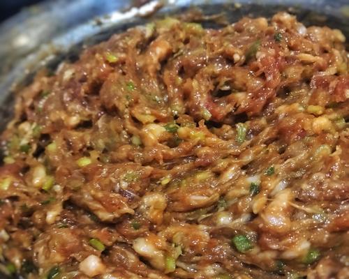 云吞肉馅怎么做？有哪些制作技巧和常见问题解答？