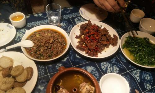 云南建水汽锅饭怎么做？步骤详解及常见问题解答？