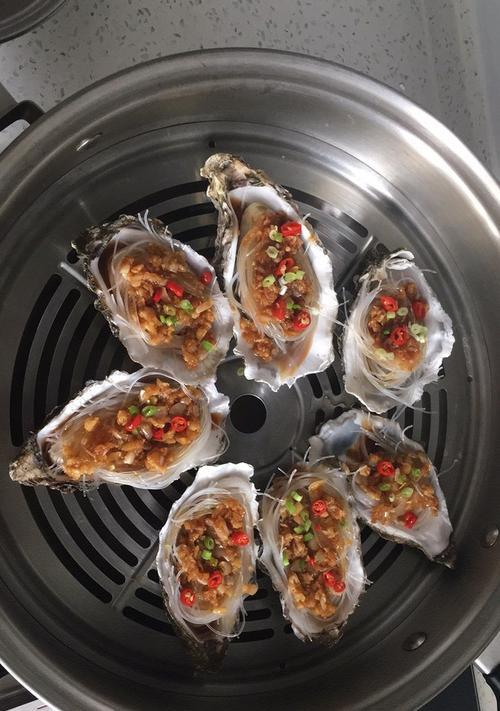 粤式蒜香蒸生蚝怎么做？步骤和技巧是什么？