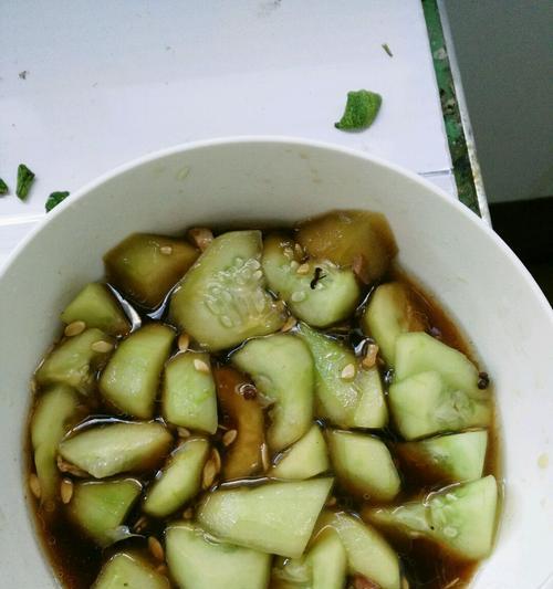 腌咸黄瓜怎么做？步骤和技巧有哪些？