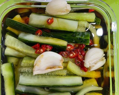 腌甜辣黄瓜条的做法是什么？如何制作美味的腌黄瓜条？