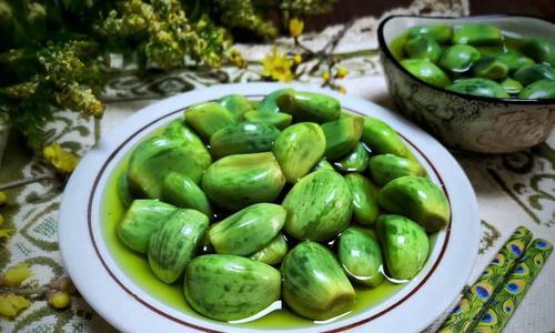 如何制作美味的腌糖醋蒜苔？步骤和技巧是什么？