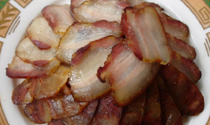 腌肉芝士焗公仔面怎么做？步骤和技巧有哪些？