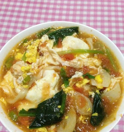 腌肉菠菜西红柿面怎么做？步骤和技巧有哪些？