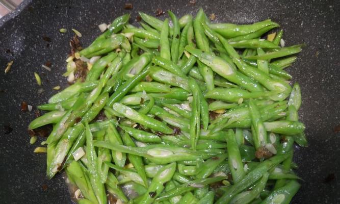 芽菜肉沫四季豆怎么做？步骤和技巧是什么？