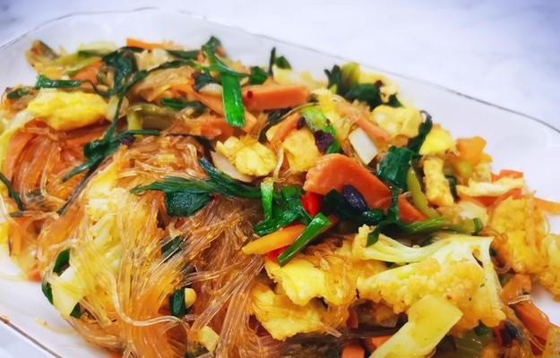 芽白炒粉丝怎么做？步骤和技巧有哪些？