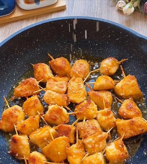 牙签鸡肉怎么做？步骤和技巧有哪些？