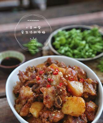 鸭爪焖排骨的做法是什么？步骤详解如何做？