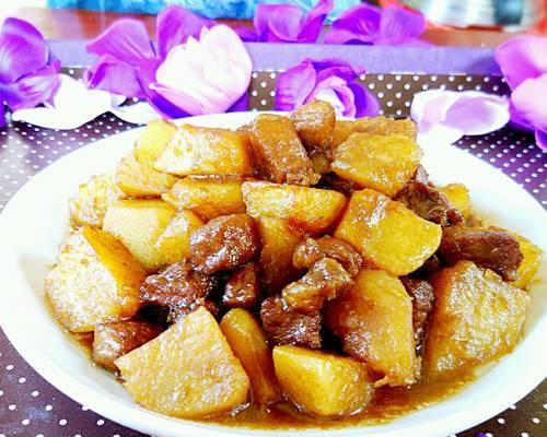 鸭腿肉炖山药土豆的做法是什么？步骤详解及常见问题解答？