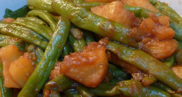鸭腿炖豆角的做法是什么？如何炖出鲜嫩可口的鸭腿炖豆角？
