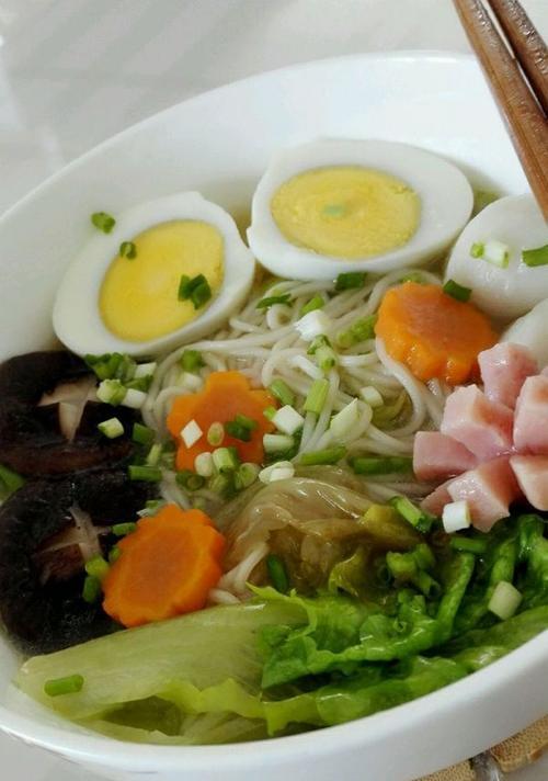 鸭汤面怎么做才美味？详细步骤和技巧是什么？