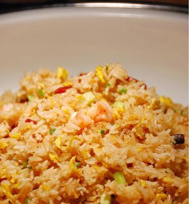 鸭食管炒饭的做法是什么？如何在家轻松制作？